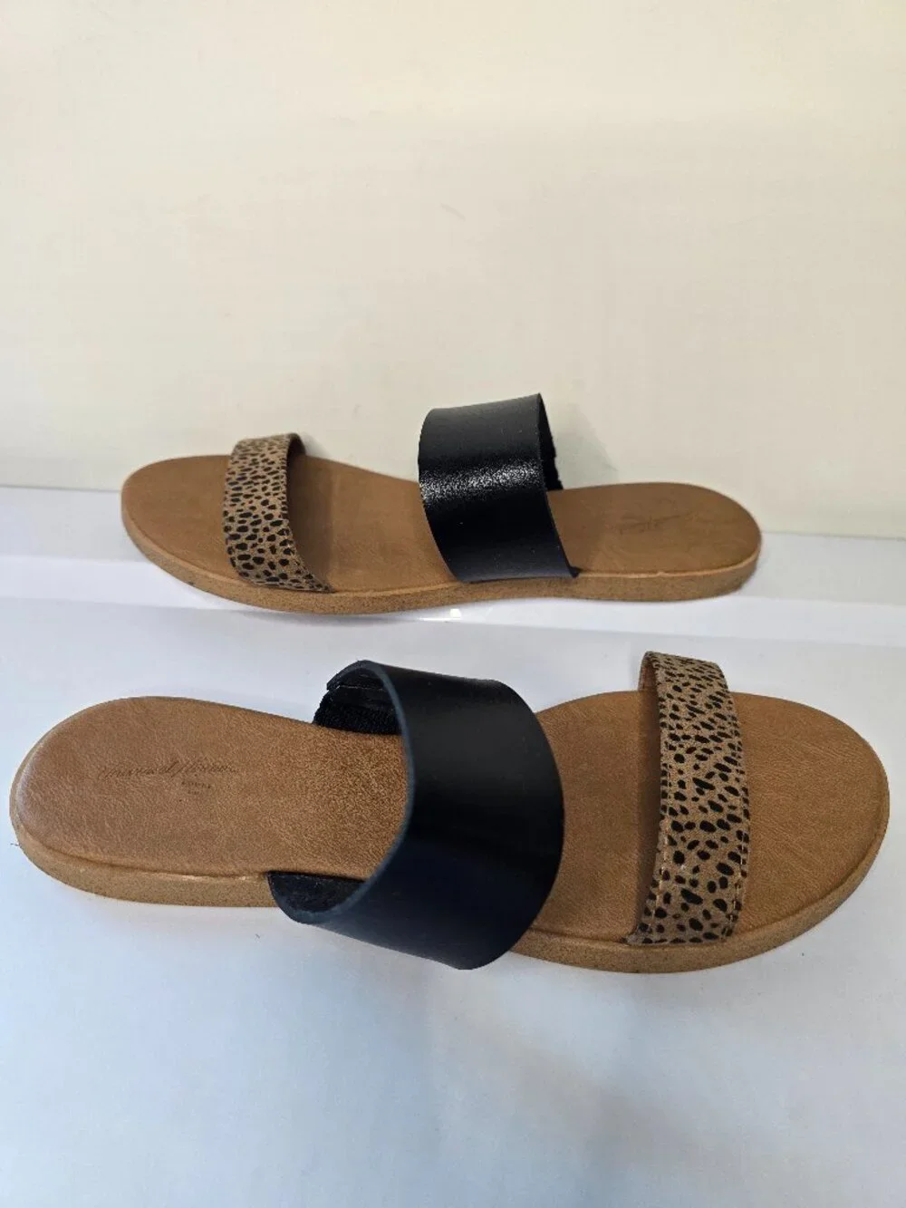 Universal Thread Double Strap Sandel - Leopard Print - Black and Tan - Picture 2 of 5